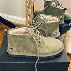 UGG Neumel, Size 9